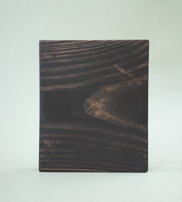 деревянная плашка для номера стола