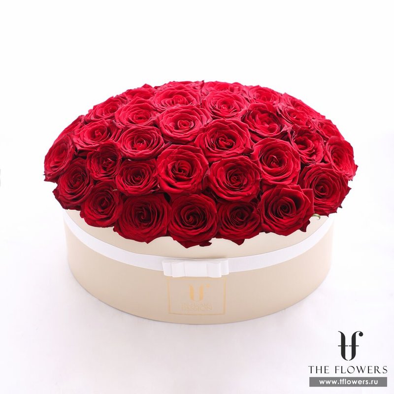 Красные розы в шляпной коробке "КЛАССИК XL"